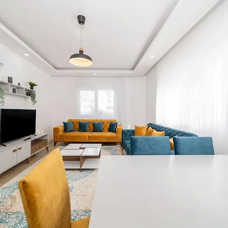 Central And Modern Apartment Near Popular Attractions In Muratpasa, Antalya