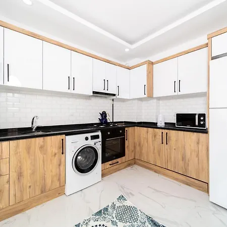 Apartment Central And Modern Apartment Near Popular Attractions In Muratpasa, Antalya