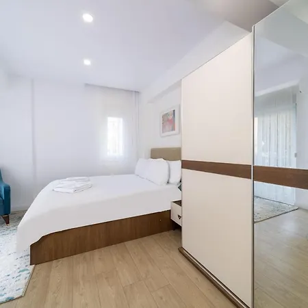 Apartment Central And Modern Apartment Near Popular Attractions In Muratpasa, Antalya Antalya